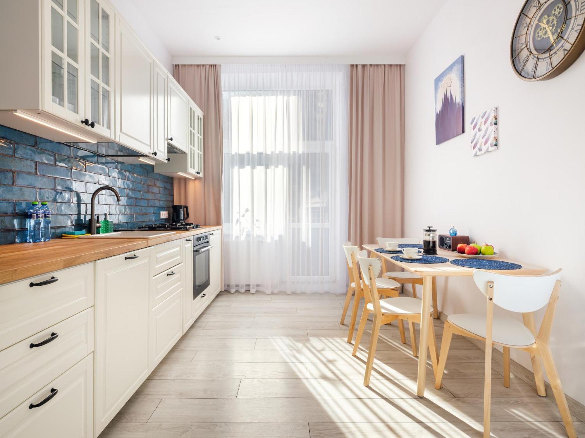 Bluebird Apt Old Town & Wawel Hill By Vistula River - By Homelike Kraków Exteriör bild